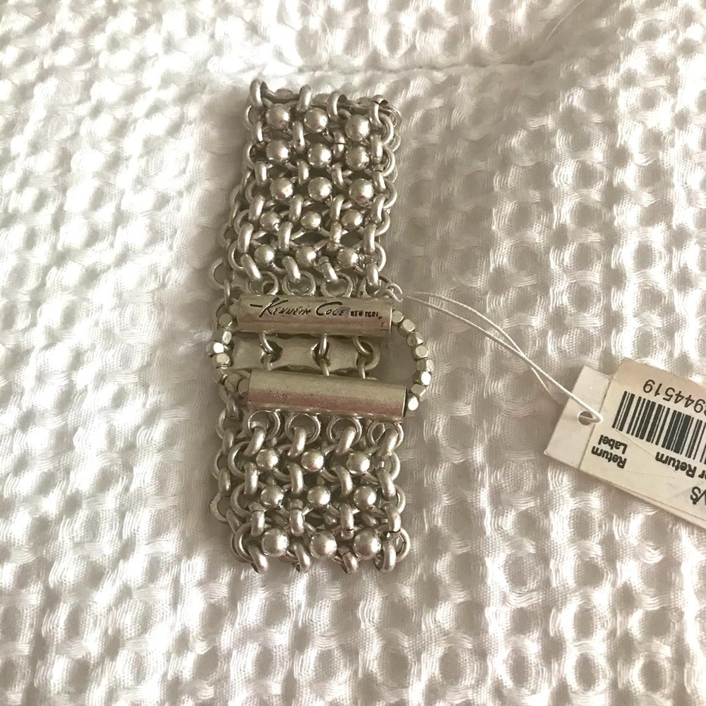 Beaded bracelet